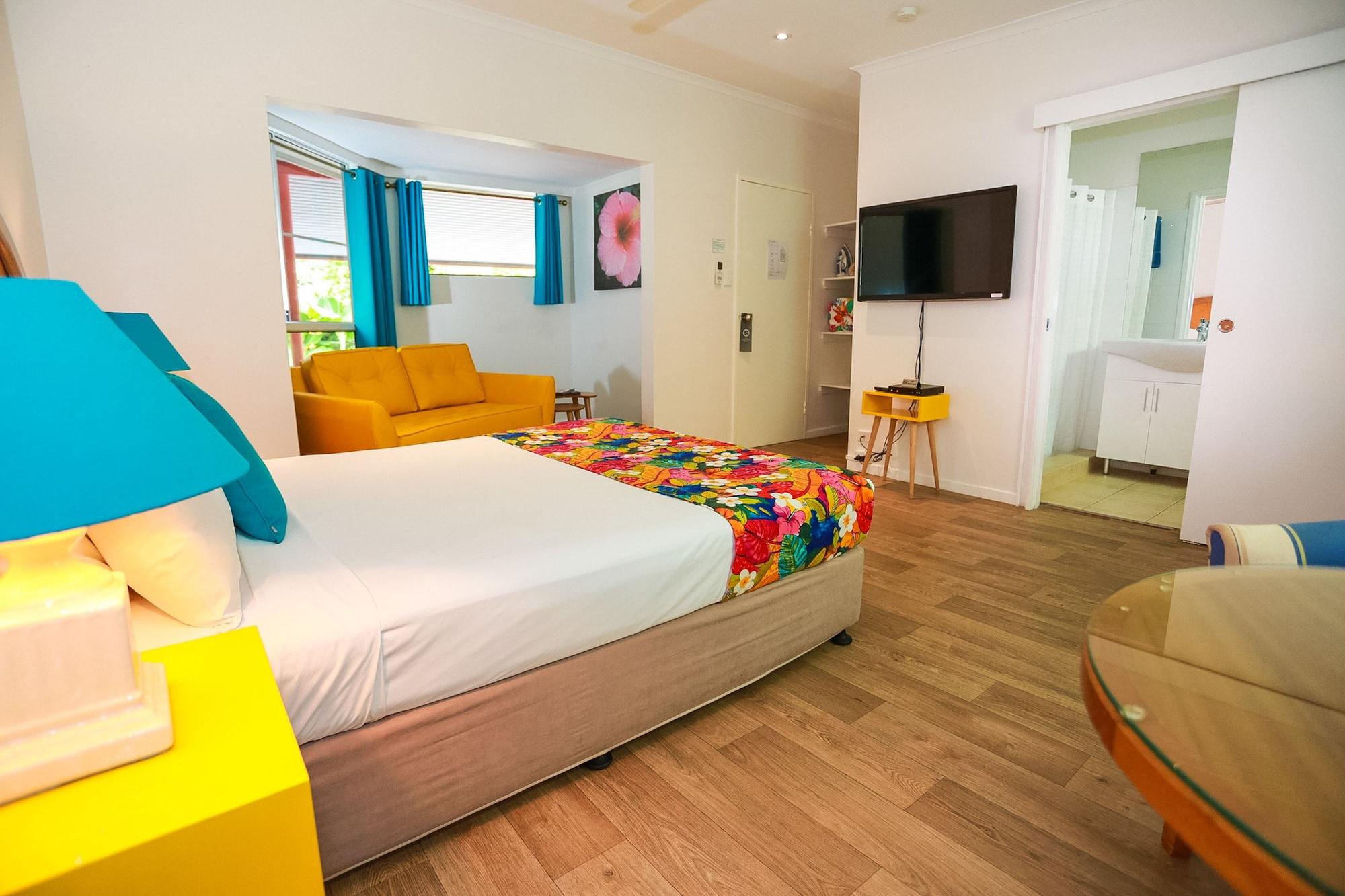 Port Douglas Motel Экстерьер фото