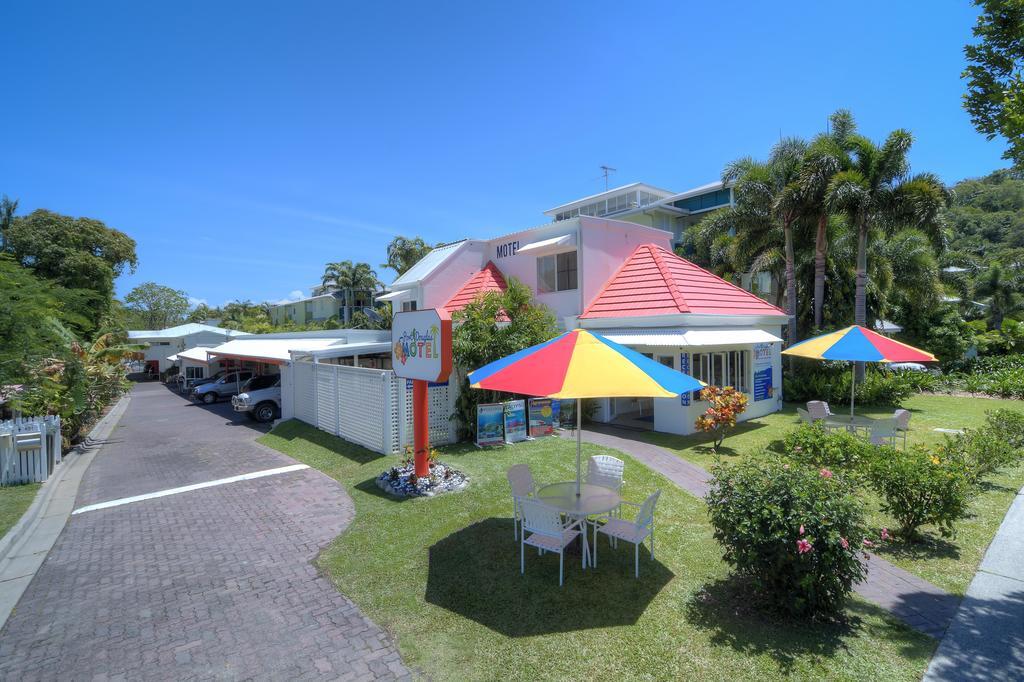 Port Douglas Motel Экстерьер фото
